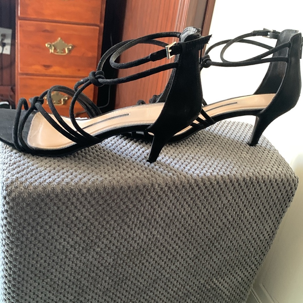 Sandals - Picture 4 of 4